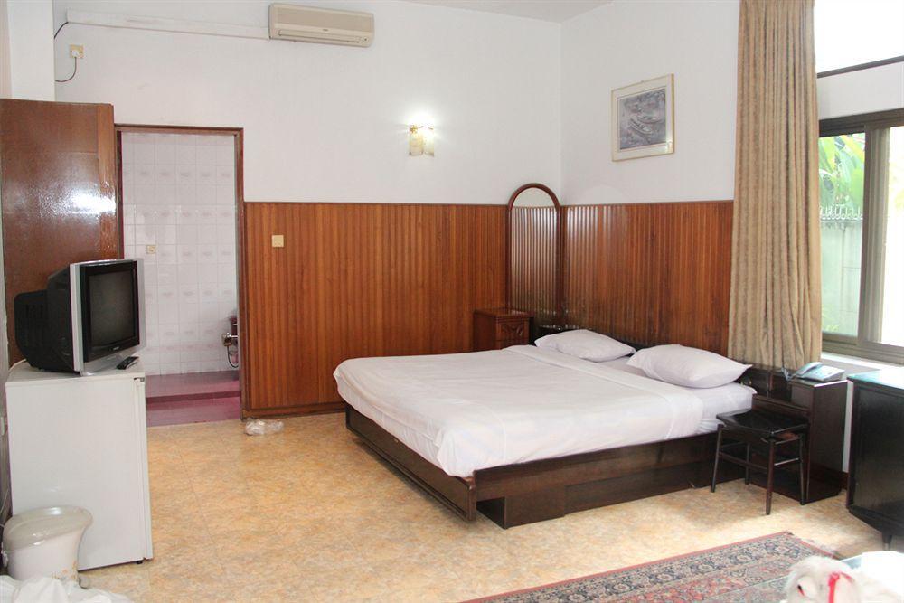 Hotel Windsor Yangon Dış mekan fotoğraf