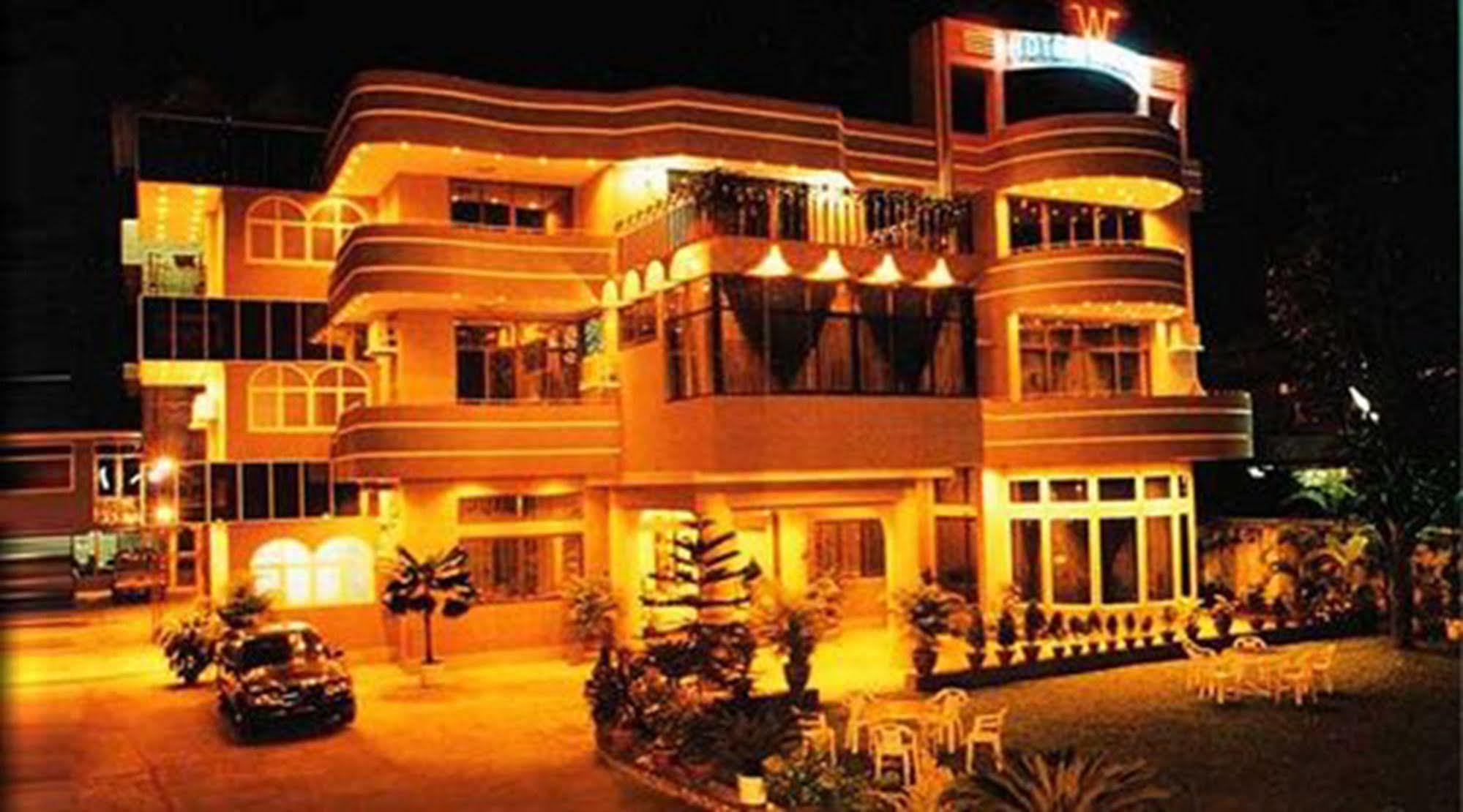 Hotel Windsor Yangon Dış mekan fotoğraf