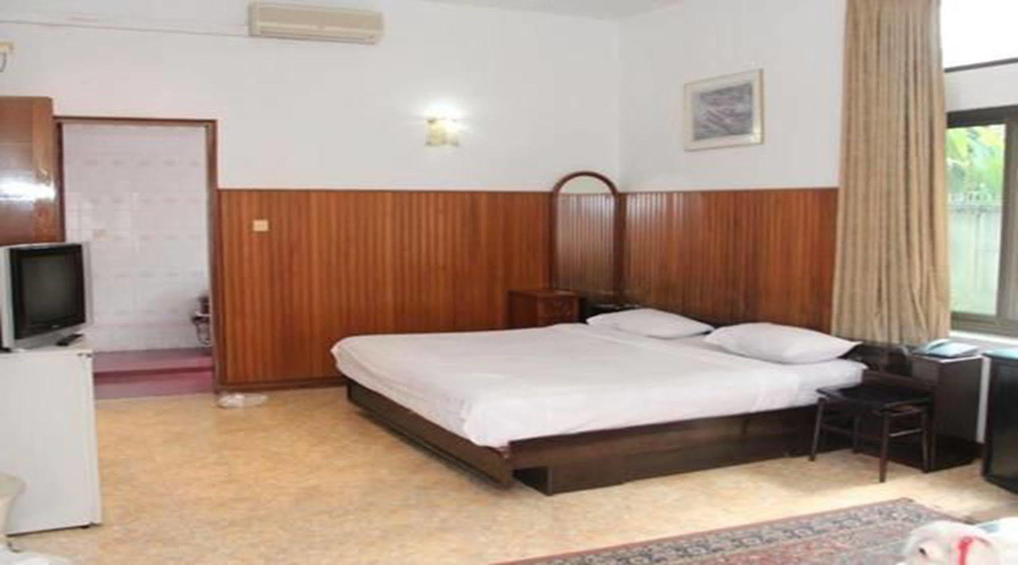 Hotel Windsor Yangon Dış mekan fotoğraf